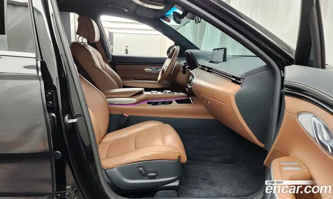 Genesis GV70 2022 2.5 автомат (гидро), фото 17