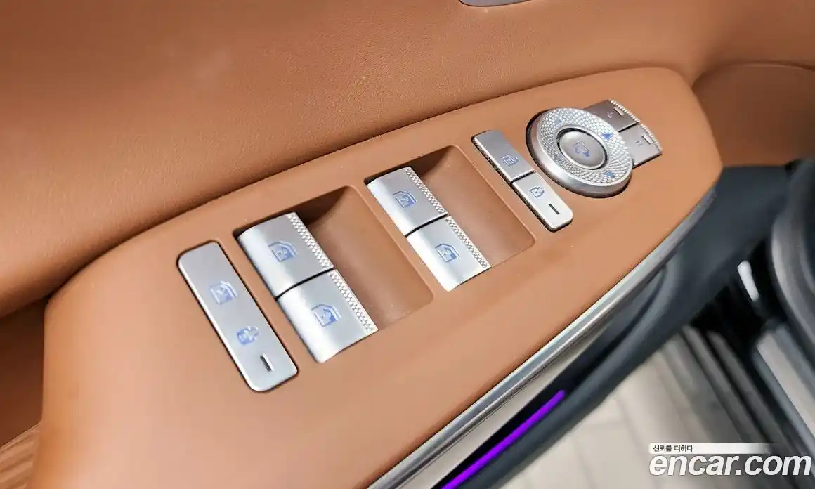 Genesis GV70 2022 2.5 автомат (гидро), фото 28