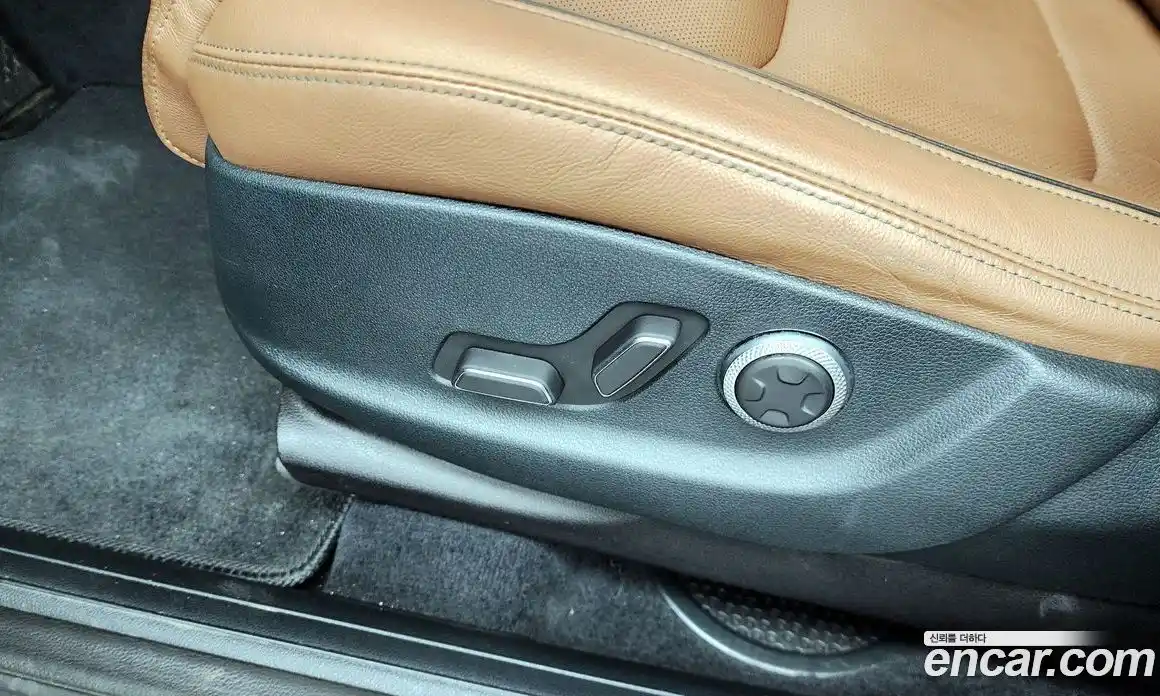 Genesis GV70 2022 2.5 автомат (гидро), фото 33