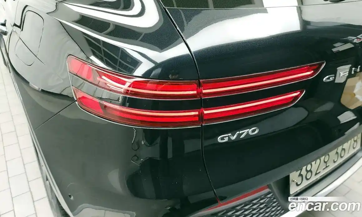 Genesis GV70 2022 2.5 автомат (гидро), фото 9