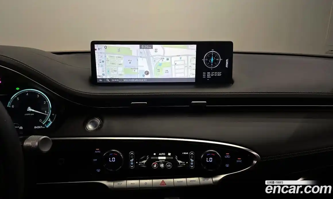 Genesis GV70 2021 2.2 автомат (гидро), фото 20