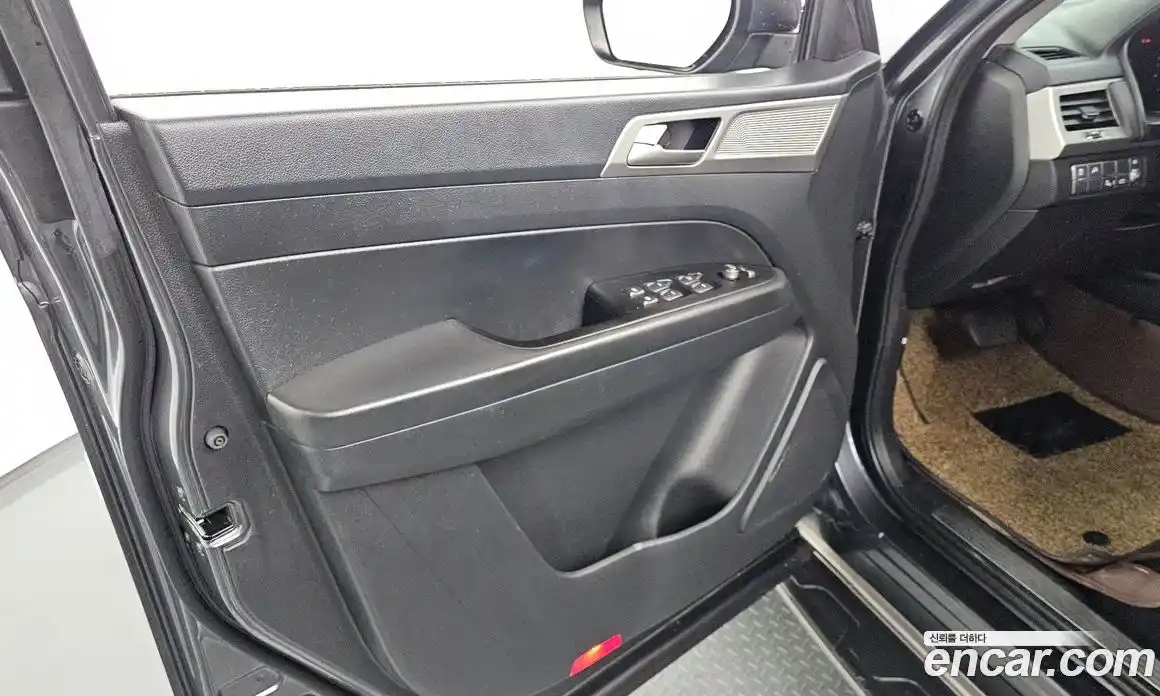 SsangYong Rexton 2018 2.2 автомат (гидро), фото 14