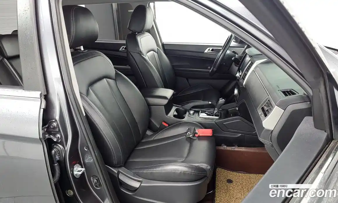 SsangYong Rexton 2018 2.2 автомат (гидро), фото 16