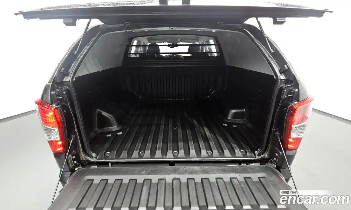 SsangYong Rexton 2018 2.2 автомат (гидро), фото 22