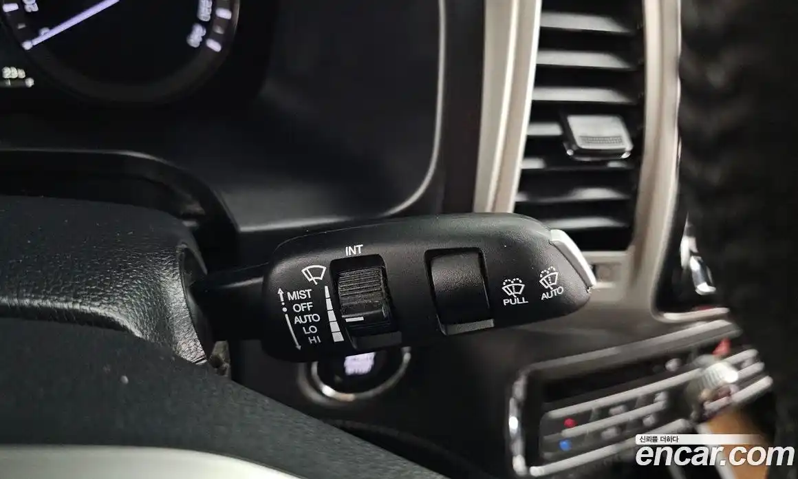 SsangYong Rexton 2018 2.2 автомат (гидро), фото 25