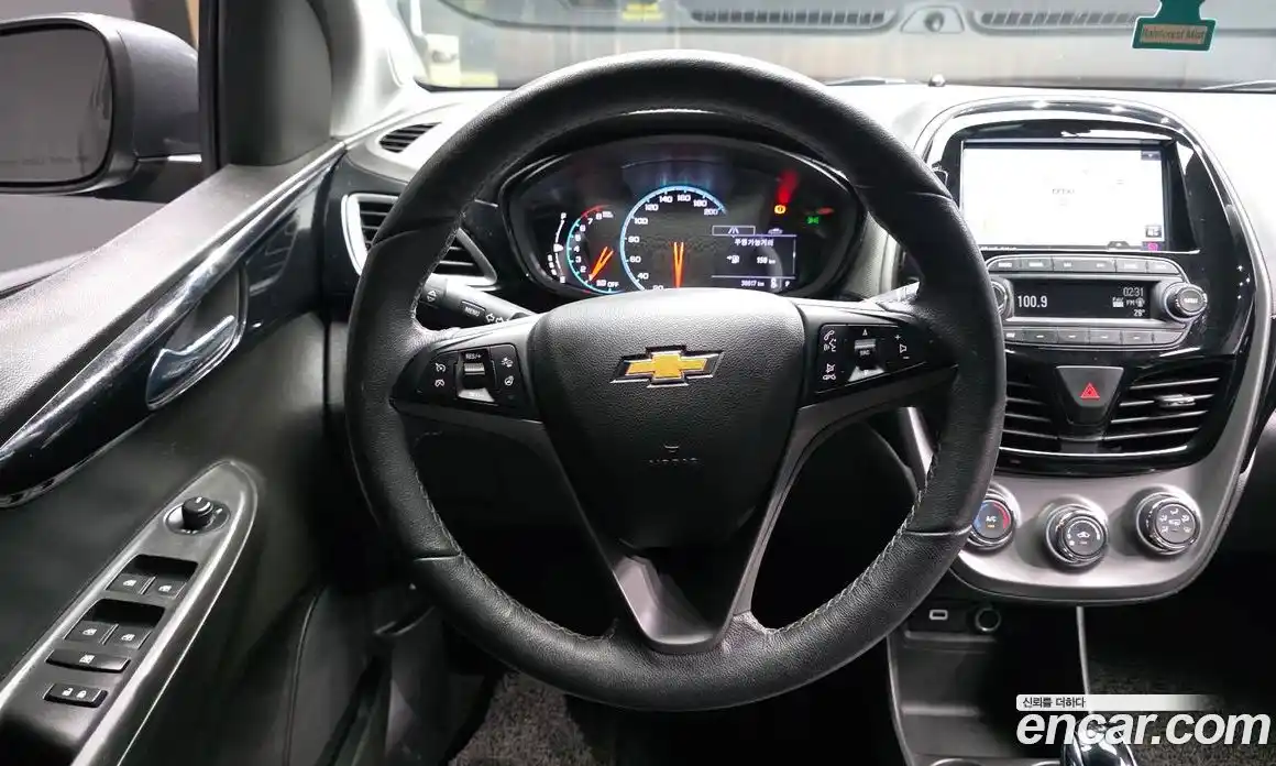 Chevrolet Spark 2019 1.0 автомат (гидро), фото 19