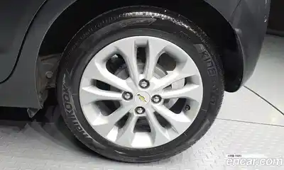 Chevrolet Spark 2019 1.0 автомат (гидро), миниатюра 7