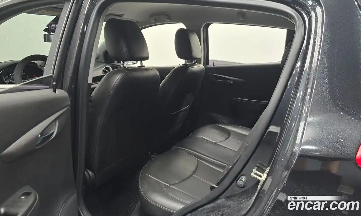 Chevrolet Spark 2015 1.0 автомат (гидро), фото 17