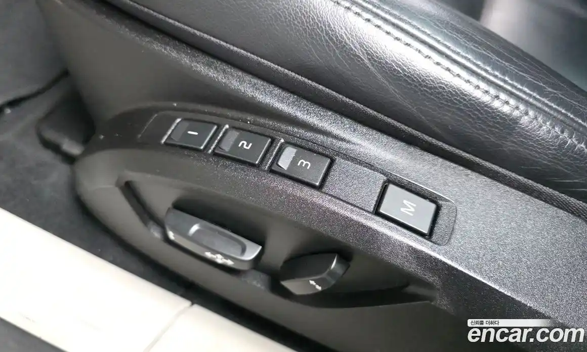 Volvo V40 2015 2.0 автомат (гидро), фото 19