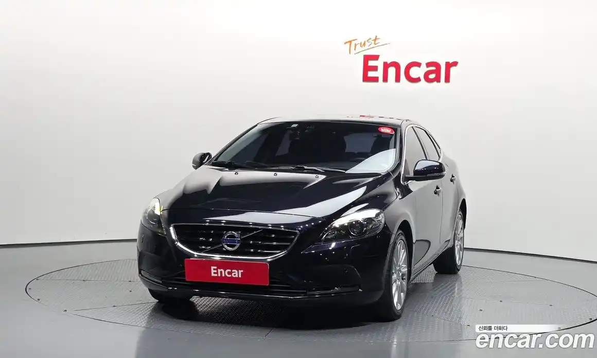 Volvo V40 2015 2.0 автомат (гидро), фото 3