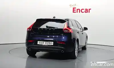 Volvo V40 2015 2.0 автомат (гидро), миниатюра 4