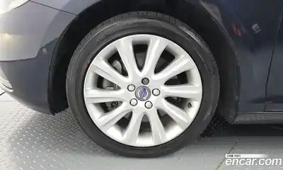 Volvo V40 2015 2.0 автомат (гидро), миниатюра 5