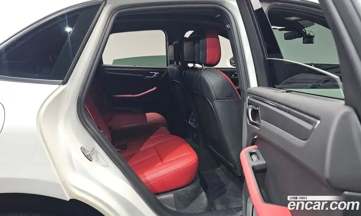 Porsche Macan 2021 2.0 автомат (гидро), фото 16
