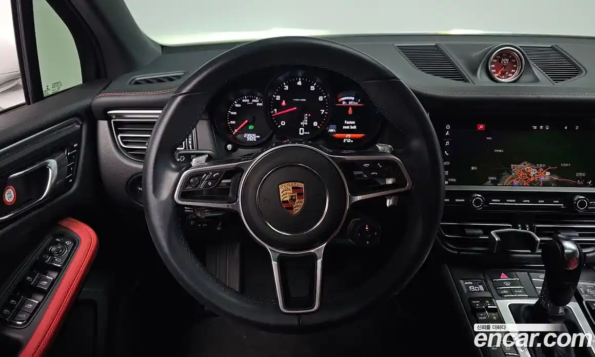 Porsche Macan 2021 2.0 автомат (гидро), фото 17