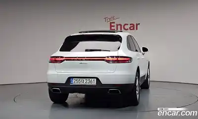 Porsche Macan 2021 2.0 автомат (гидро), миниатюра 3
