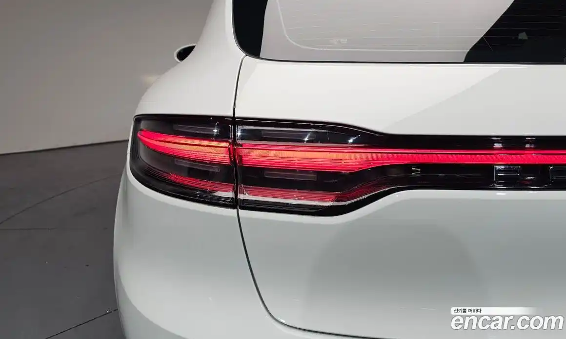 Porsche Macan 2021 2.0 автомат (гидро), фото 8