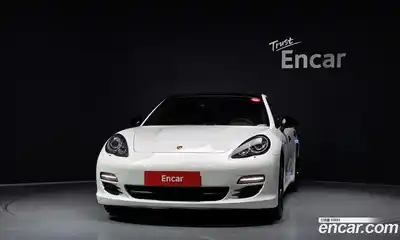 Porsche Panamera 2012 4.8 автомат (гидро), миниатюра 3
