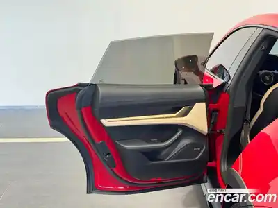 Porsche Taycan 2023 автомат (гидро), миниатюра 8