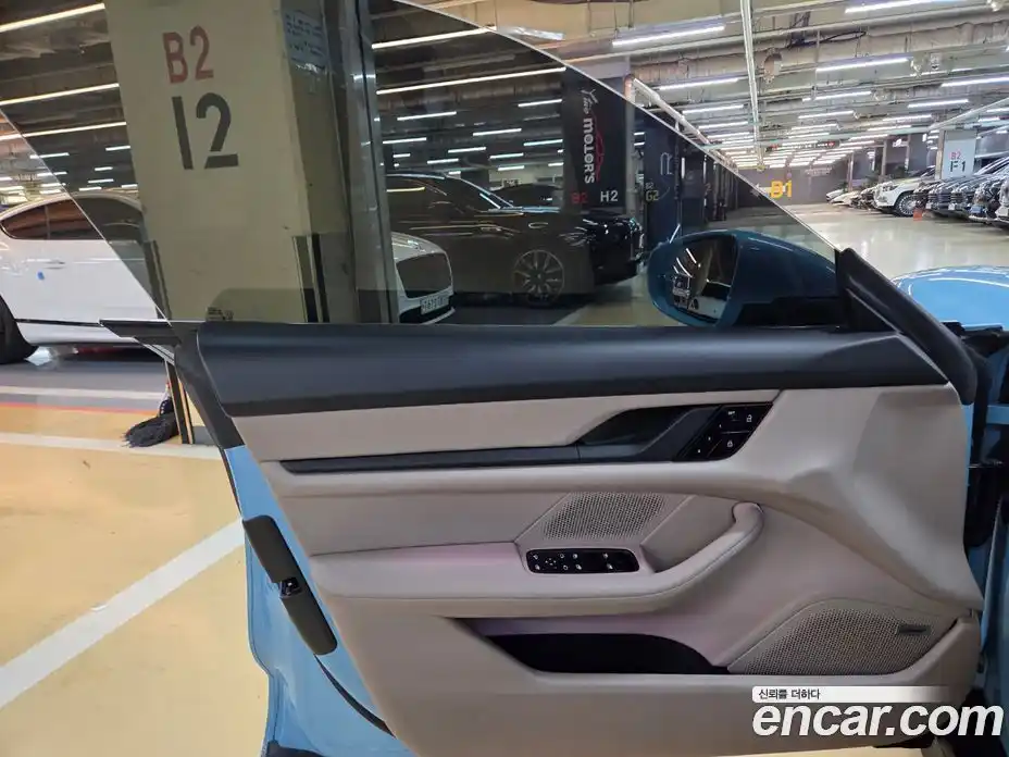 Porsche Taycan 2021 0.1 автомат (гидро), фото 19