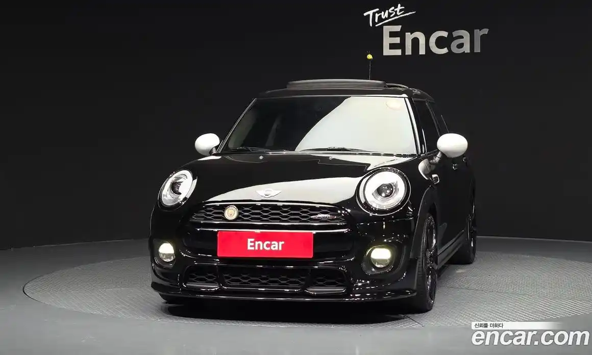 Mini Cooper 2017 1.5 автомат (гидро), фото 3