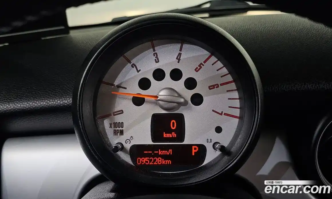 Mini Cooper 2012 2.0 автомат (гидро), фото 8