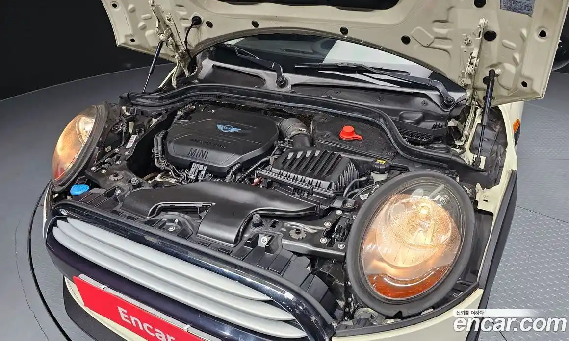 Mini Cooper 2015 1.5 автомат (гидро), фото 6