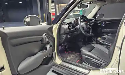 Mini Cooper 2015 1.5 автомат (гидро), миниатюра 10
