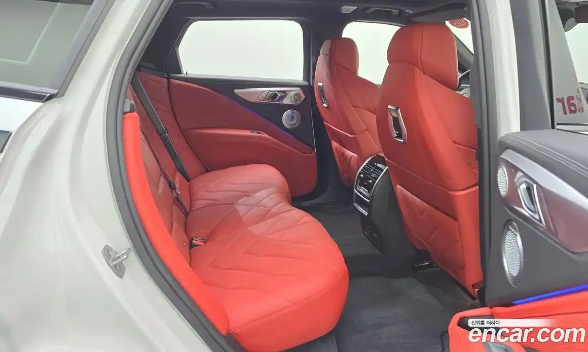 BMW XM 2025 4.4 автомат (гидро), фото 27