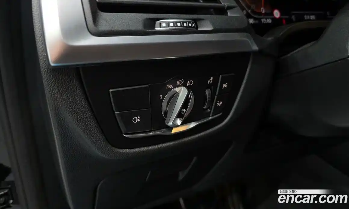 BMW X3 2024 2.0 автомат (гидро), фото 28
