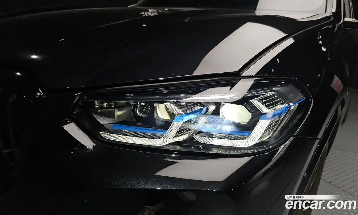 BMW X3 2024 2.0 автомат (гидро), фото 8