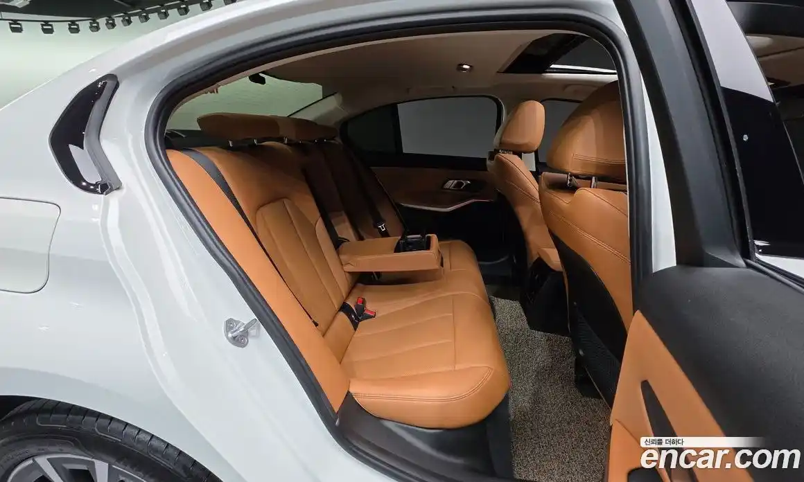 BMW 3 серия 2023 2.0 автомат (гидро), фото 25