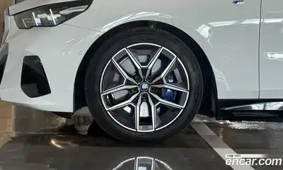 BMW i5 2025 автомат (гидро), миниатюра 5