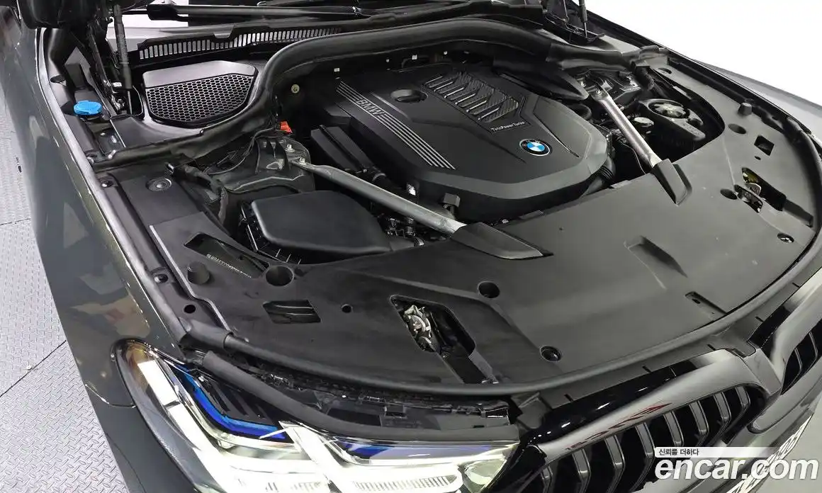 BMW 6 серия 2024 3.0 автомат (гидро), фото 6