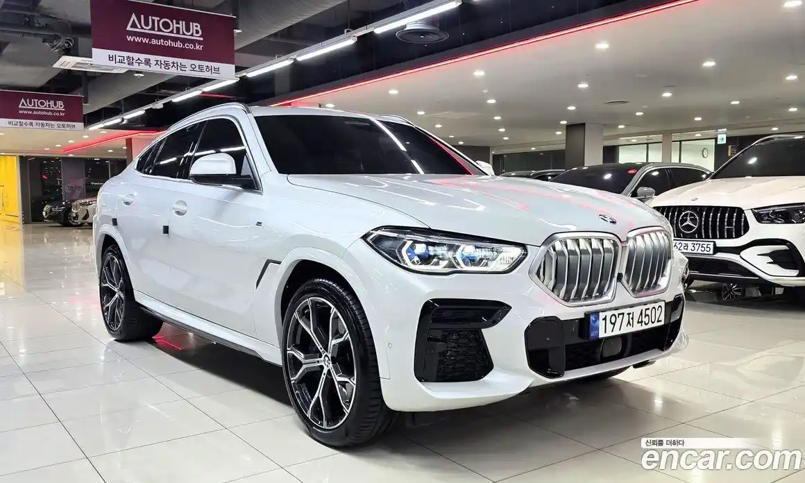 BMW X6 2022 3.0 автомат (гидро), фото 4