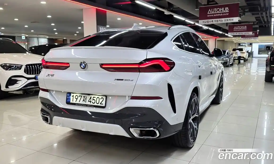 BMW X6 2022 3.0 автомат (гидро), фото 5