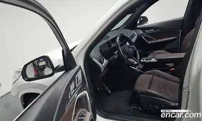 BMW iX1 2023 0.2 автомат (гидро), миниатюра 12