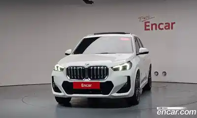BMW iX1 2023 0.2 автомат (гидро), миниатюра 2