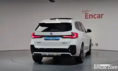 BMW iX1 2023 0.2 автомат (гидро), миниатюра 3