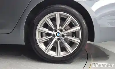 BMW 5 серия 2018 2.0 автомат (гидро), миниатюра 7