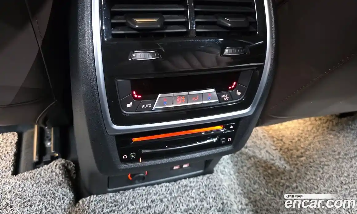 BMW X7 2022 3.0 автомат (гидро), фото 18