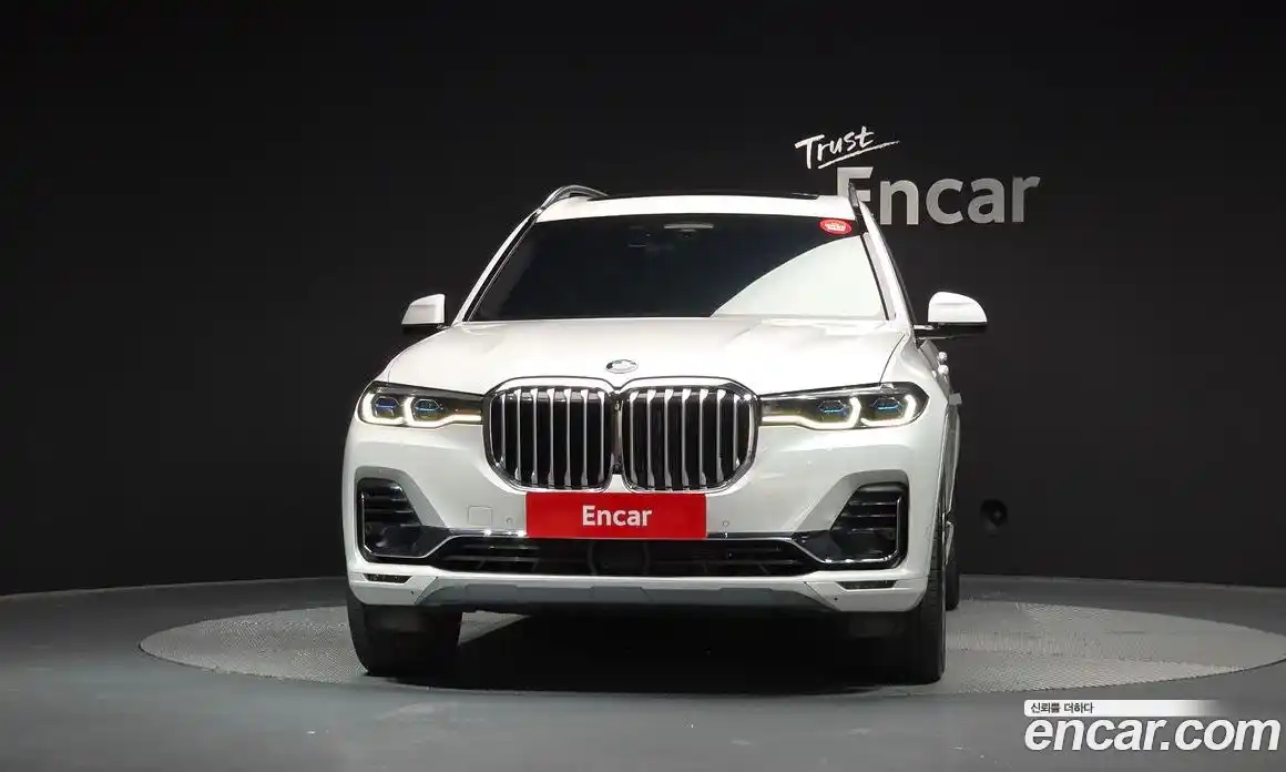 BMW X7 2022 3.0 автомат (гидро), фото 3