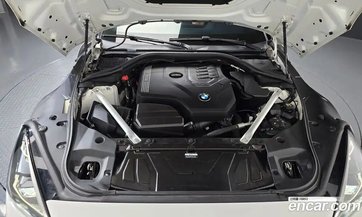 BMW Z4 2022 2.0 автомат (гидро), фото 6
