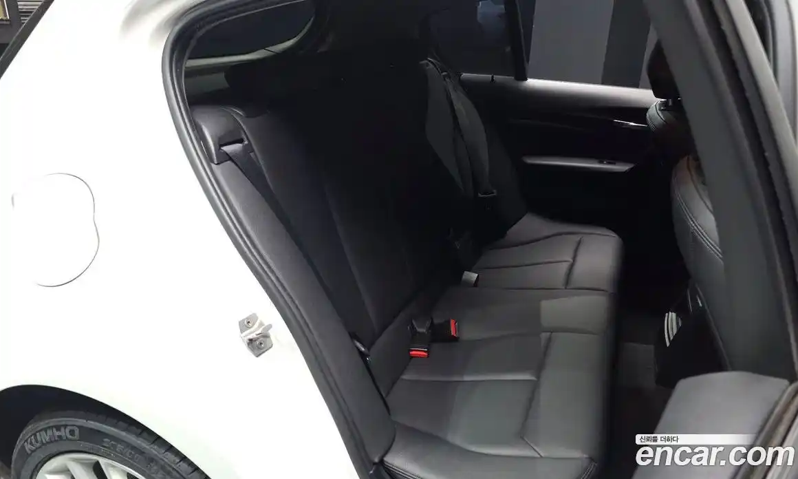 BMW 1 серия 2016 2.0 автомат (гидро), фото 17