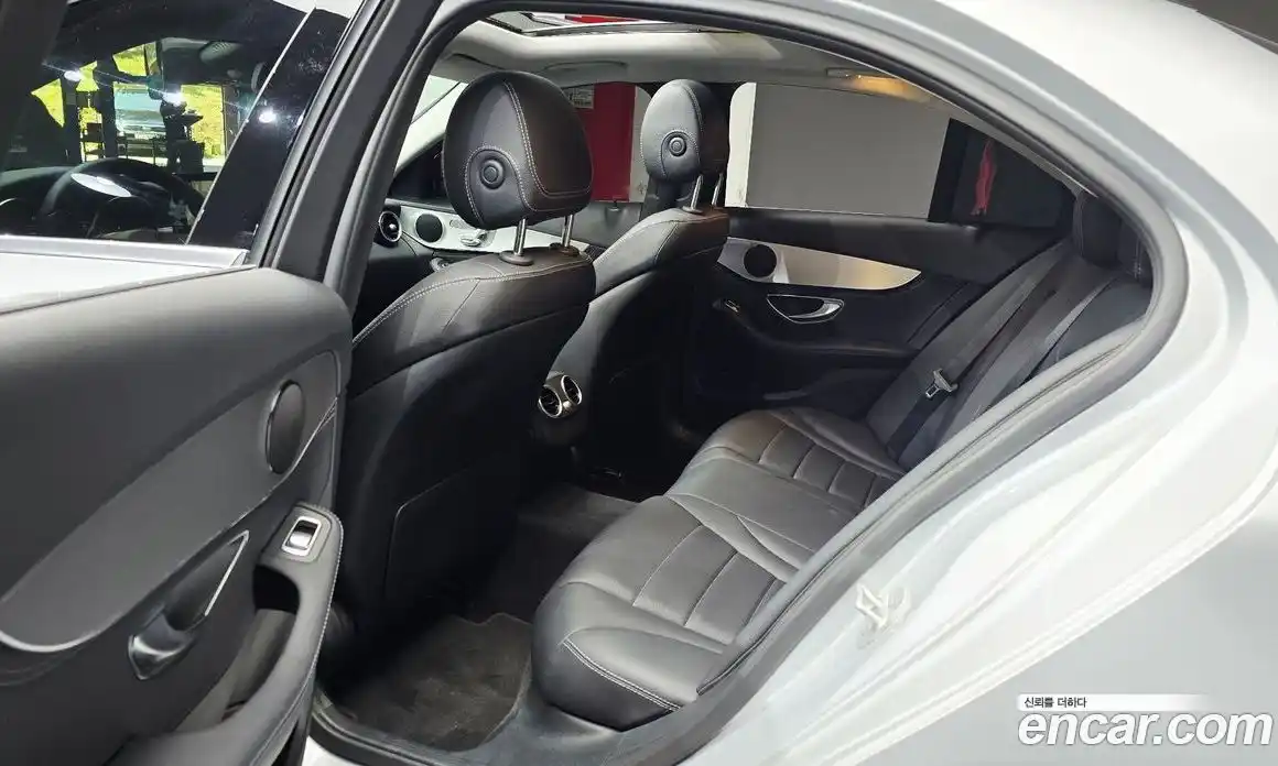 Mercedes-Benz C-Class 2015 2.0 гидро, фото 11 Mercedes-Benz C-Class 2015 2.0 гидро, фото 11