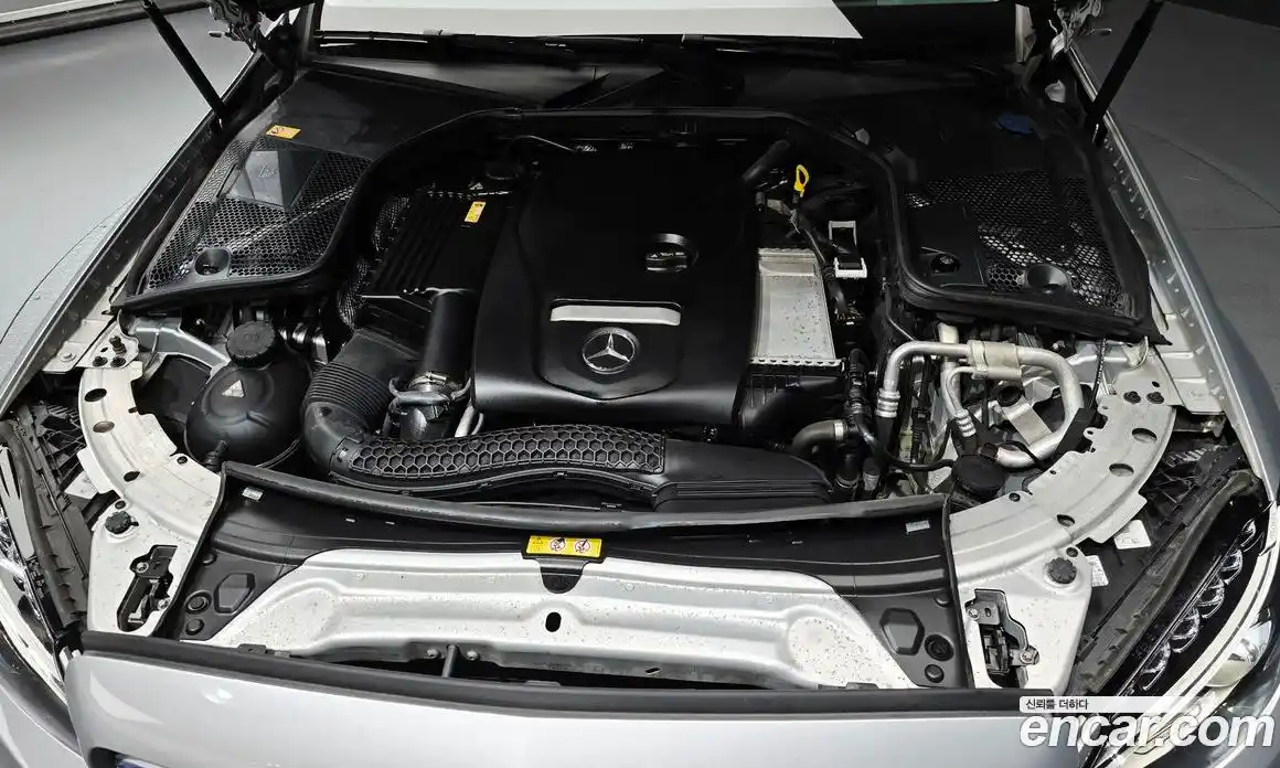 Mercedes-Benz C-Class 2015 2.0 гидро, фото 6 Mercedes-Benz C-Class 2015 2.0 гидро, фото 6
