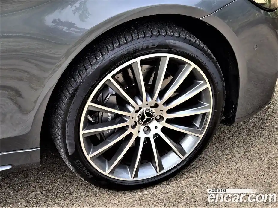 Mercedes-Benz S-Class 2018 3.0 гидро, фото 5 Mercedes-Benz S-Class 2018 3.0 гидро, фото 5