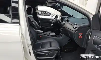 Mercedes-Benz B-Class 2016 2.1 гидро, миниатюра 11 Mercedes-Benz B-Class 2016 2.1 гидро, миниатюра 11