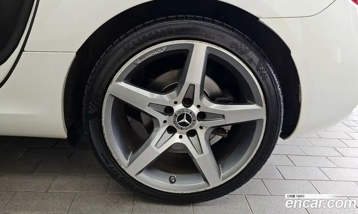 Mercedes-Benz SLC-Class 2018 2.0 гидро, фото 5 Mercedes-Benz SLC-Class 2018 2.0 гидро, фото 5