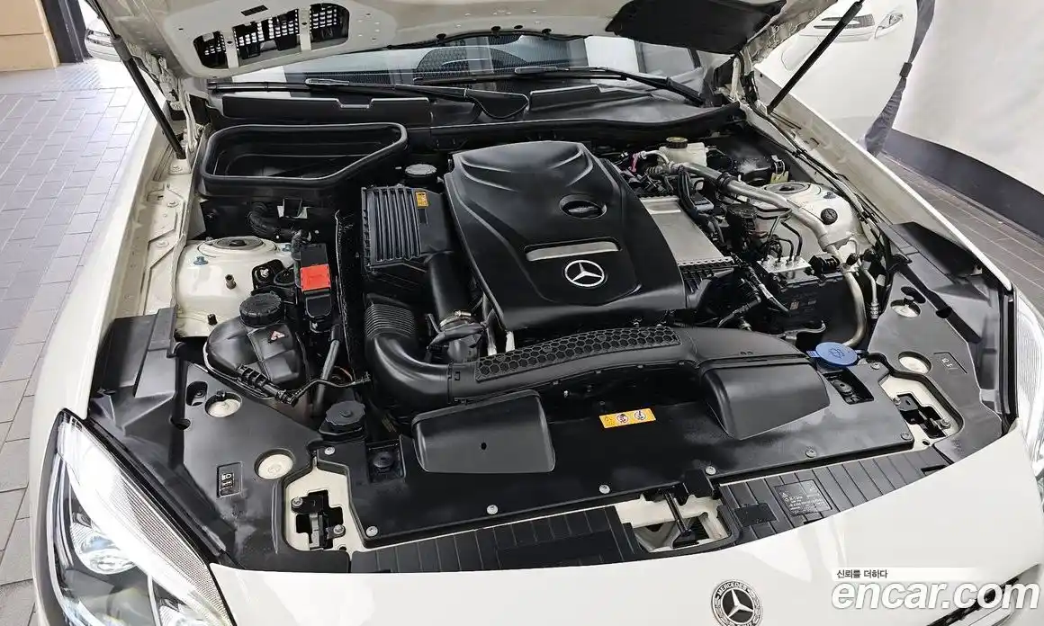 Mercedes-Benz SLC-Class 2018 2.0 гидро, фото 6 Mercedes-Benz SLC-Class 2018 2.0 гидро, фото 6