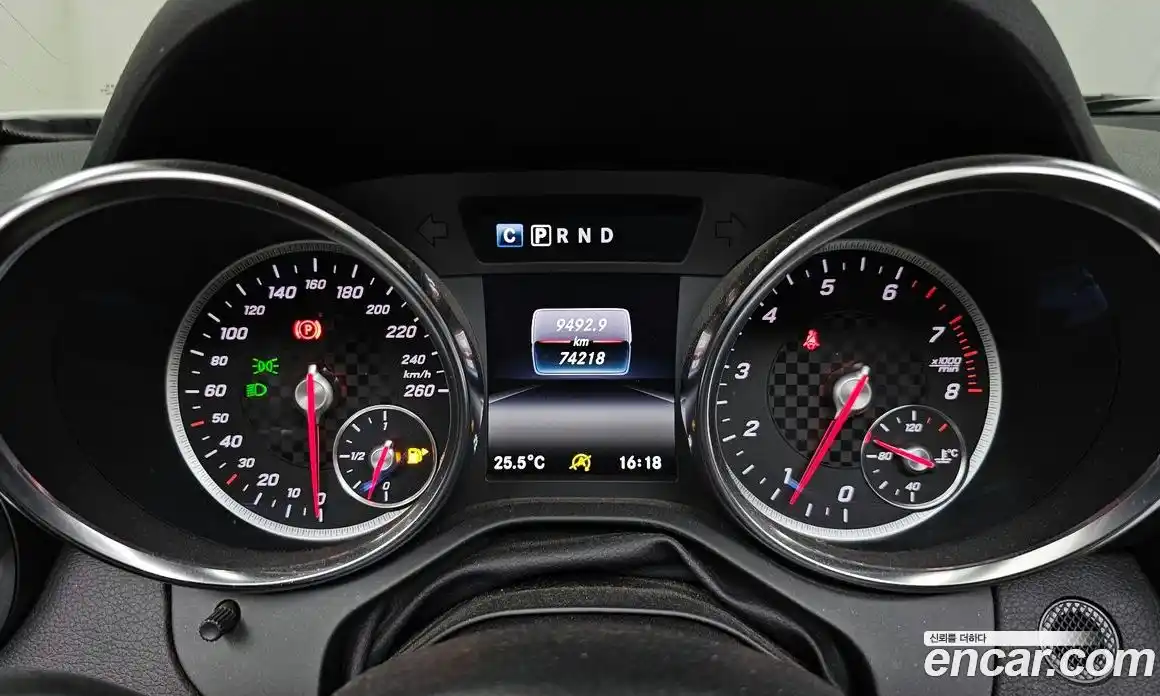 Mercedes-Benz SLC-Class 2018 2.0 гидро, фото 8 Mercedes-Benz SLC-Class 2018 2.0 гидро, фото 8